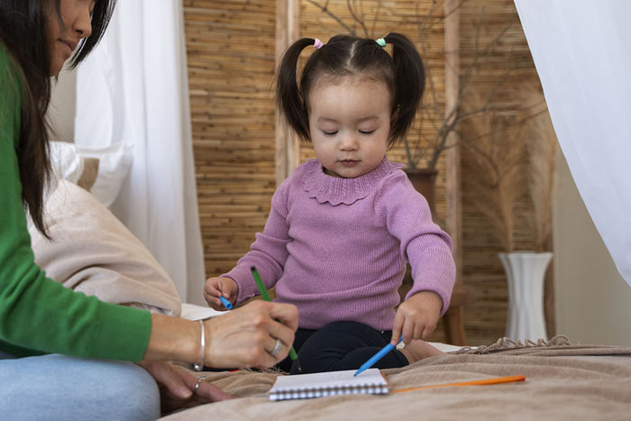 Ketahui Tahap Tumbuh Kembang Anak dari Bayi sampai Remaja- Paramorina